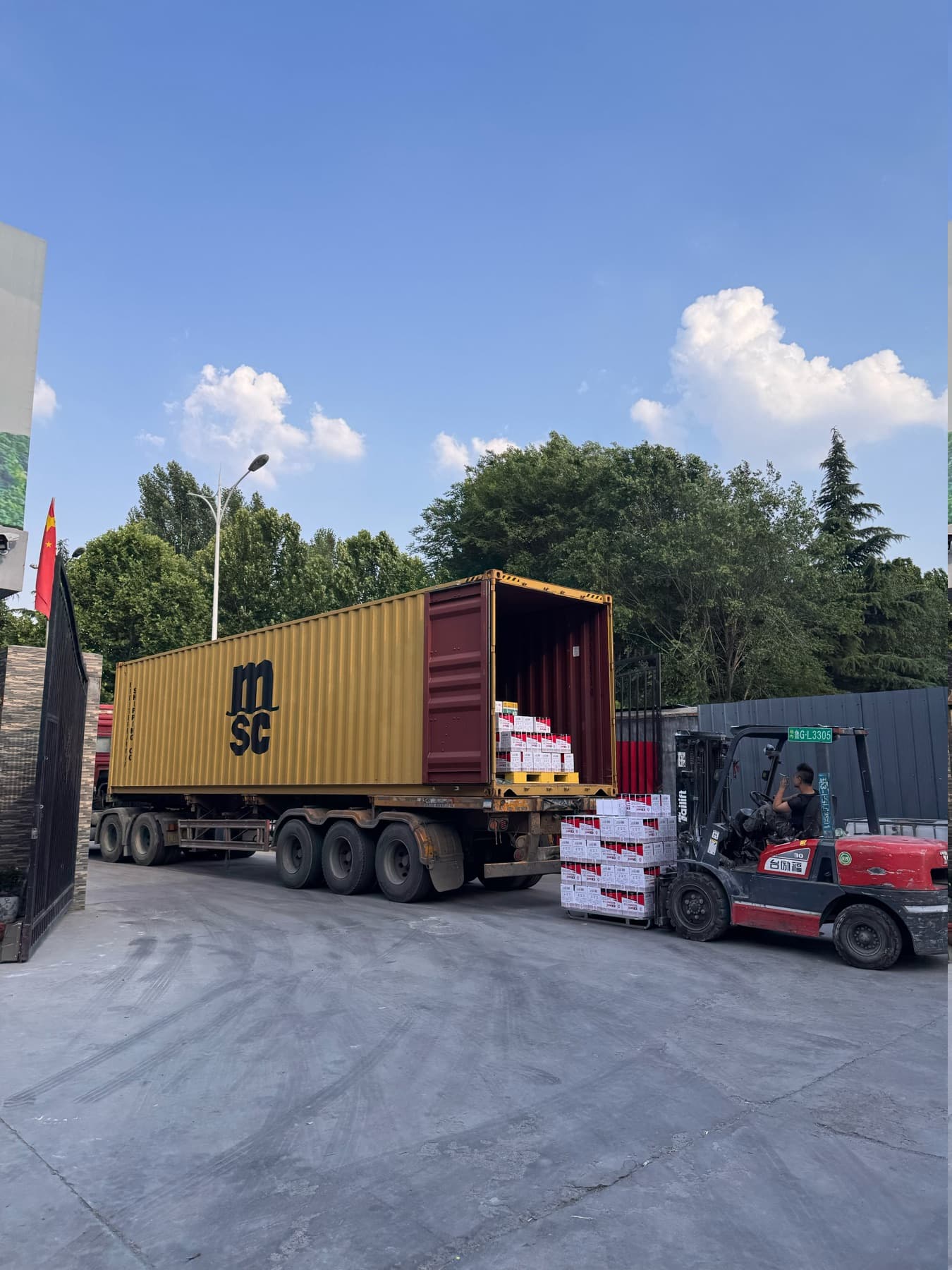 Truck and container loading for export